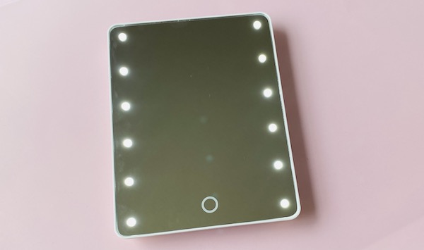 LED付ミラー（スタンドタイプ）