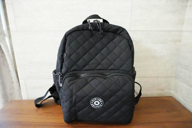 宝島社から発売された【キプリングのキルティングバックパック】