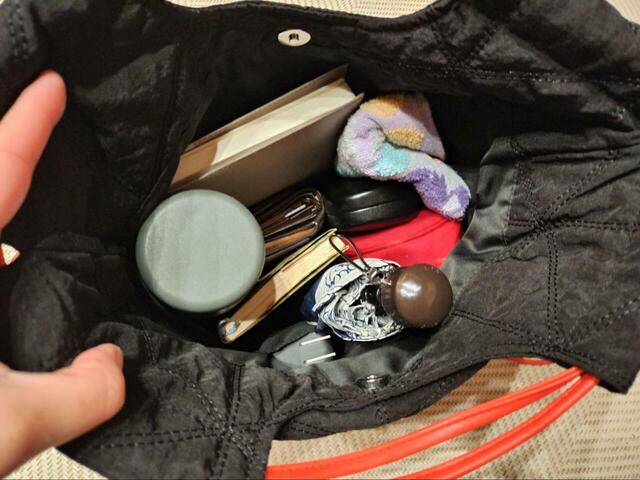 【しまむら　レディース　ナップサック（MARIE）】すべて余裕で収納できました！出し入れもスムーズです◎