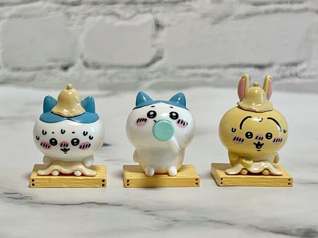 【びっくらたまご　ちいかわ】並べてみるとまた格別なかわいさ♡全種類集めたくなりますね！