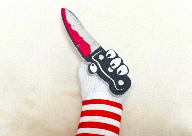 【犬用チャッキーコスチューム】ナイフはマジックテープで固定