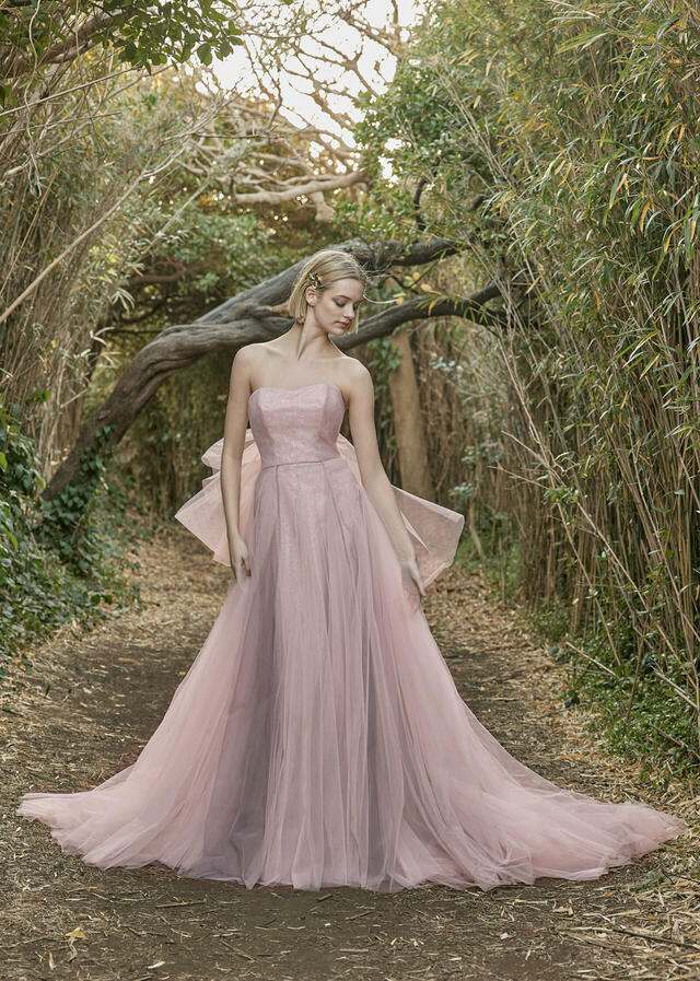 クラウディア｜「K.RANNE-クランネ-」新作ウェディングドレス｜KNE0044_Pink