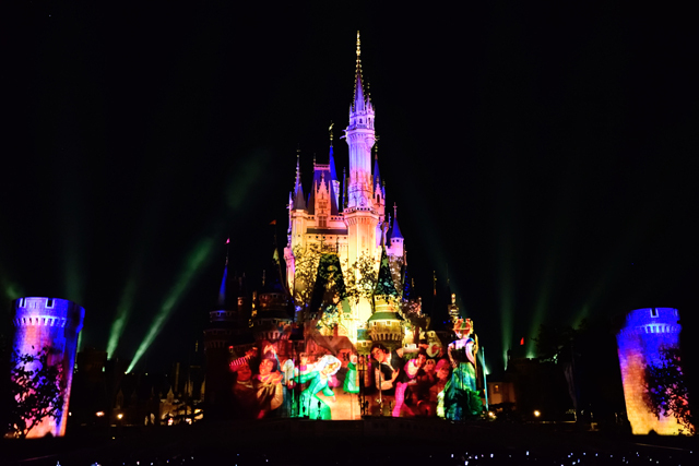東京ディズニーランド「ワンス・アポン・ア・タイム～スペシャルウィンターエディション～」映画『アナと雪の女王』シーン全公開! ©Disney 14