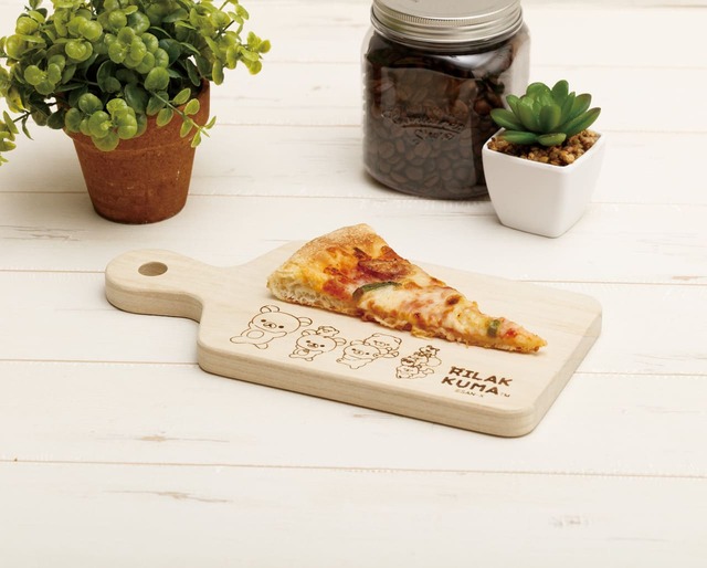 【リラックマ / みんなでまんぷくまくまく】カッティングボードミニ　料理の盛り付けにも！