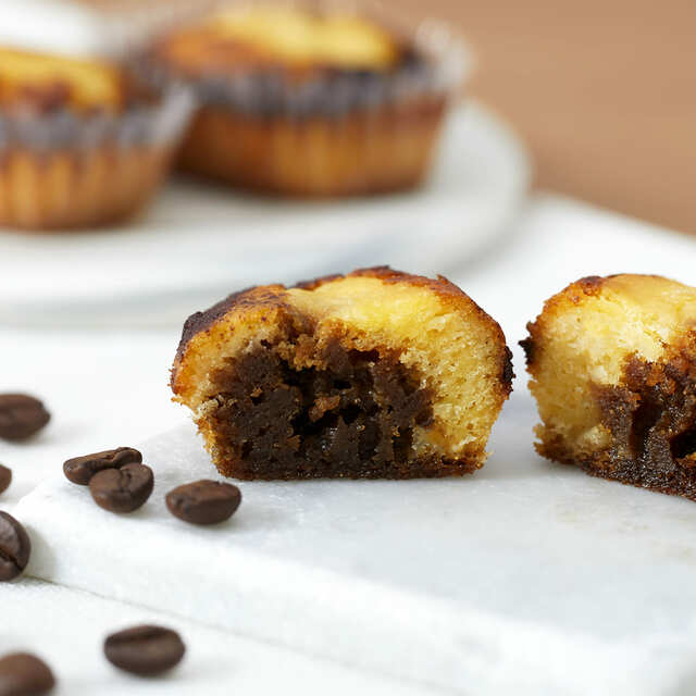 【東京ギフトパレット「2025年上半期人気お菓子ランキング」】第9位：「焼きティラミス」6個入 1,188円、8個入 1,512円、12個入 2,376円、8個入 3,564円／シーキューブTIRAMISÙ