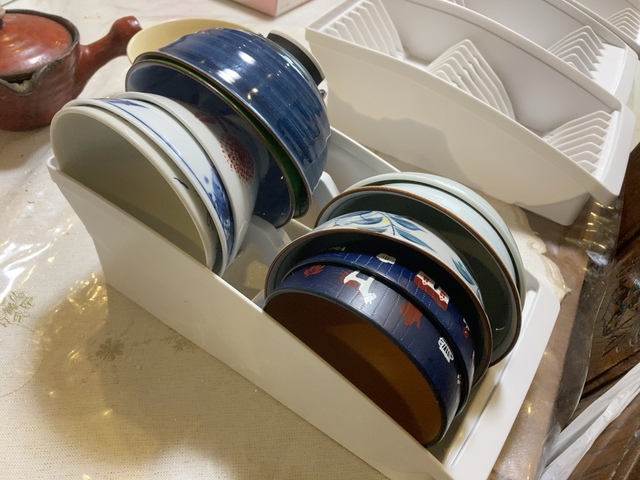 【トトノ 棚置きお椀スタンド】重ねると最大9個収納できました