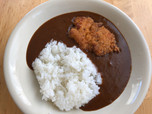 おとなの大盛カレー　250ｇ×5　275円（税込）