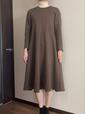【ユニクロ　ブラッシュドジャージーワンピース】タートルネックと合わせてもOK。上半身がゴワゴワすることなく、より暖かく過ごせます！
