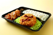 キャベツメンチかつ生姜焼き弁当