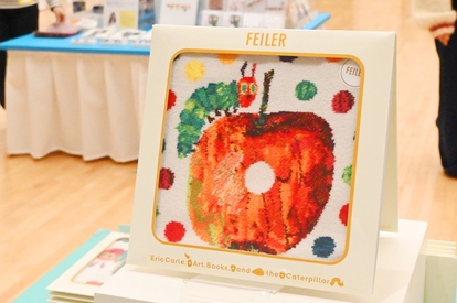 はらぺこあおむし』可爱すぎる限定グッズも！エリック・カール展で
