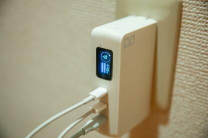 CIOの充電器は「コンセントがない場所」の救世主なんです - ウレぴあ総研