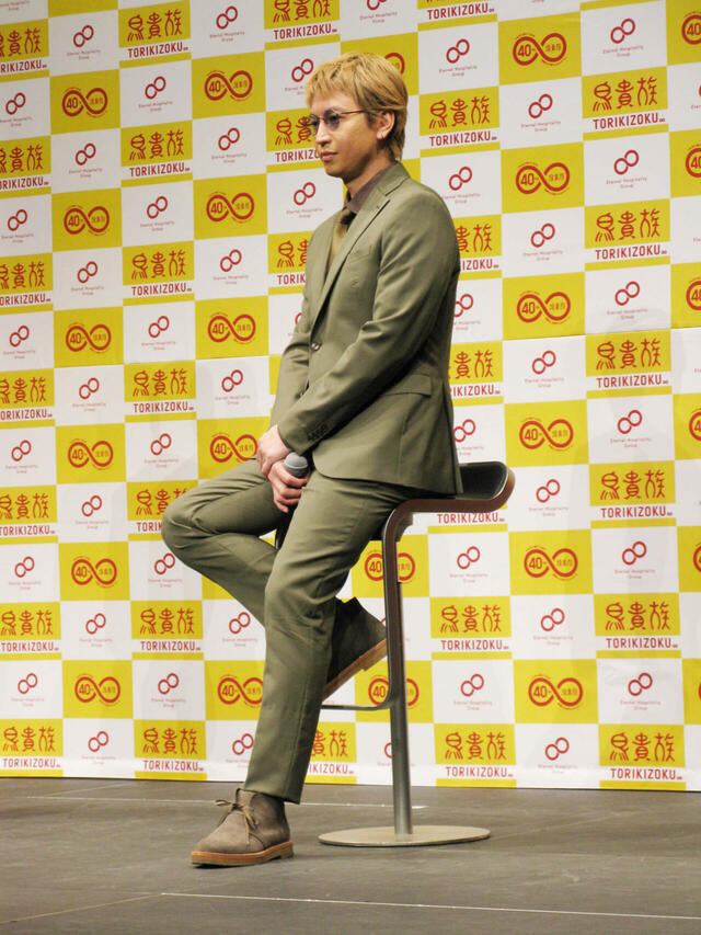 抜群のスタイルで発表会に臨む大倉さん。