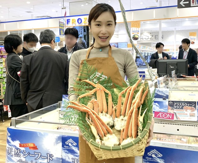 魚屋の森さんこと森朝奈さんがアラスカンシーフードのスペシャルアンバサダーに就任