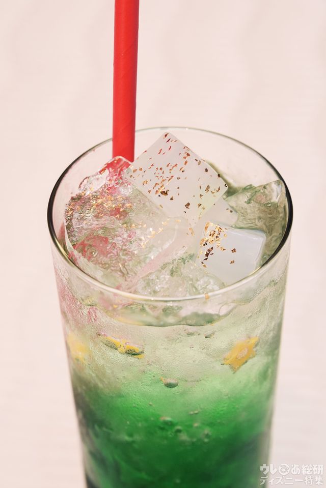 “ディズニー・クリスマス”スペシャルドリンク｜東京ディズニーシー・ホテルミラコスタ_「オチェーアノ」