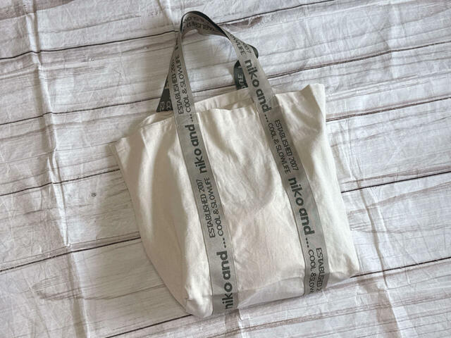 外出先で仕事をする際の荷物をイン！