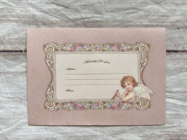 蓋を折り曲げるとこんな感じに。華やかで素敵!