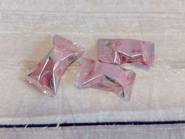 個包装のチョコが3個入っています