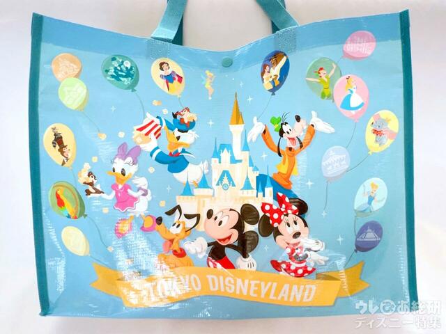 ポージプラッシーが入ったショッピングバッグ