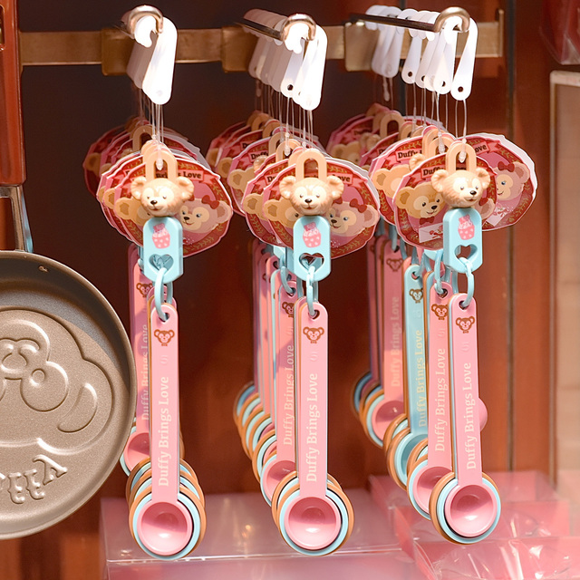 2016年「スウィート・ダッフィー」スペシャルグッズ｜東京ディズニーシー（撮影 / MezzoMiki）