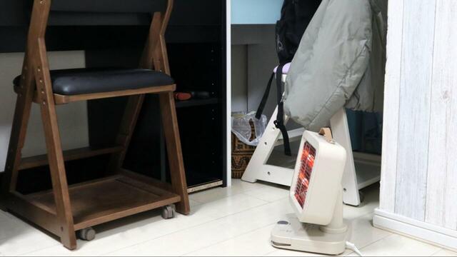 【3COINS 足踏みスイッチヒーター】安全装置付きなので、子ども部屋にもおすすめ！