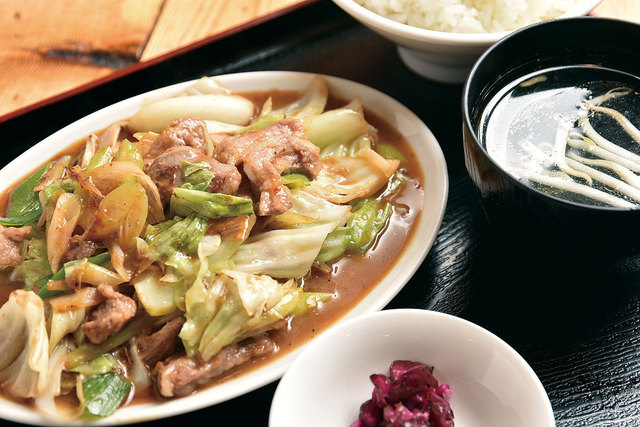 ホルモン屋 だん はなれ 新橋3号店  ミックスホルモン焼定食　720円