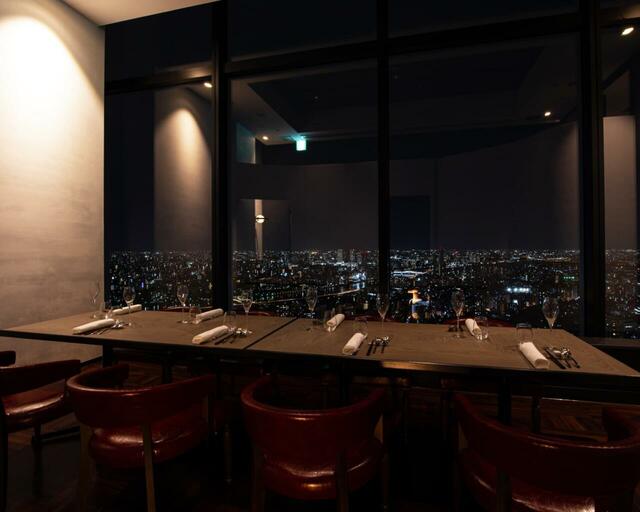 「ディナータイムの個室風景」＜期間：2026年2月1日〜＞【本格中華が食べ放題！Series the Skyの人気ビュッフェ『極上中華・飲茶オーダービュッフェ』が、2月1日より全日制に！】