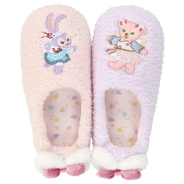 ルームシューズ 3,800円｜ダッフィー＆フレンズの「ウィッシング・ウィングス」グッズ｜販売店舗：東京ディズニーシー「マクダックス・デパートメントストア」｜発売日：2025年8月28日（木）