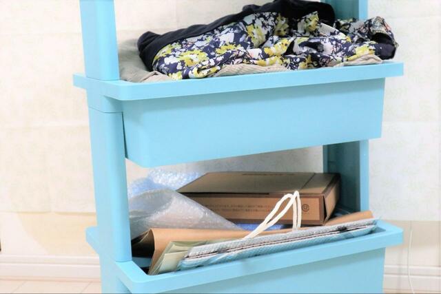 【カインズ テーブルワゴン3段】ネットフリマに出す商品と梱包材をまとめておくのにも◎