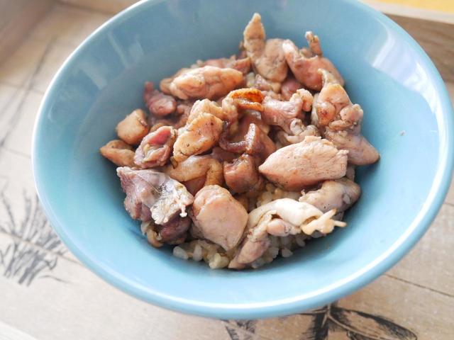 たっぷり120gで299円！【ニッチフーズ　親鶏の本格炭焼鶏】