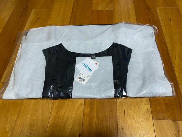 【UNIQLO ウルトラストレッチエアリズムワンピース】オンラインストアでの梱包。ほとんどシワがついていませんでした