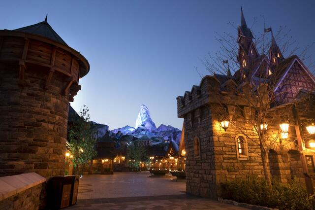 東京ディズニーシー「ファンタジースプリングス」内「フローズンキングダム」