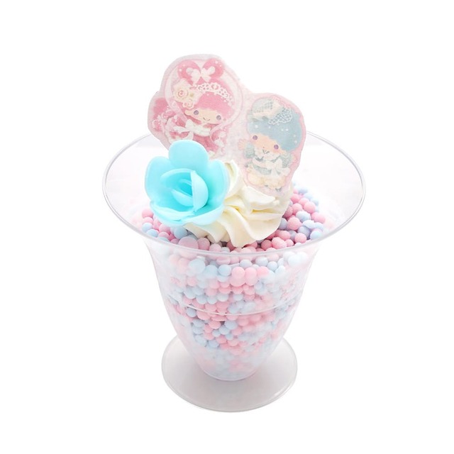 【サンリオピューロランド「Milky Way☆ミラクルアイス （ハニーコットンキャンディ味）」650円】リトルツインスターズをモチーフにしたアイス