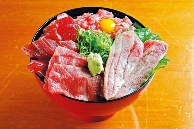 天然鮪専門 又こい家 大阪難波店　まぐろづくし丼　1580円