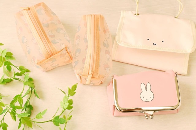 【宝島社『素敵なあの人 2026年3月号増刊』特別付録】同時発売の『素敵なあの人 2026年3月号』の特別付録は「miffy どこでも使えるメッシュポーチ」