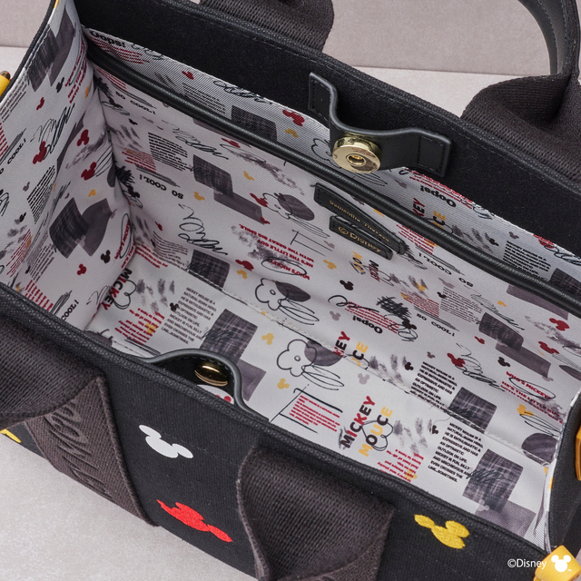 ショルダーバッグ ￥36,300｜Samantha Thavasa「ミッキーマウス&ミニーマウス」コレクション