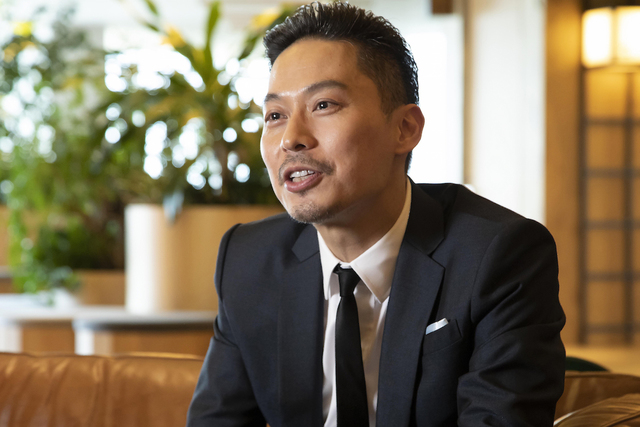 坂東さんは、俳優業以外にも、オンラインアートギャラリー「iiwii（イーウィー）」の運営も