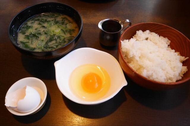 【びっくりドンキー 卵かけご飯】朝ごはんの定番