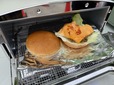 アラジンのブースでリベイク体験させてもらい、熱々のハンバーガーが味わえた！【パンのフェス2026】