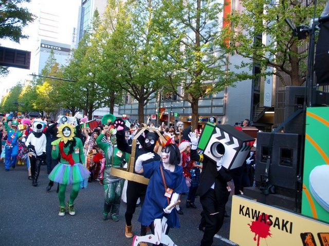 カワサキハロウィン&スターウォーズパレード