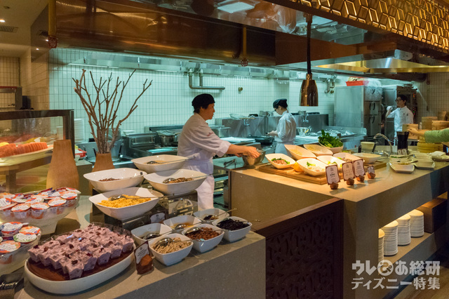 レストラン「ドラゴン・ウィンド」｜香港ディズニーランド・リゾート「ディズニー・エクスプローラーズ・ロッジ」