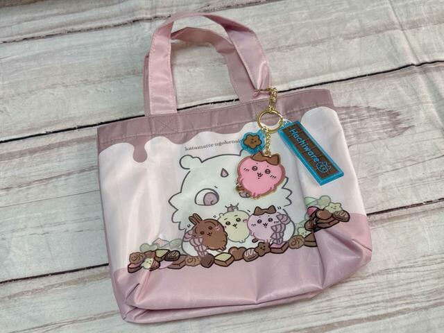 ミニトートにつけてみました。かわいい〜！