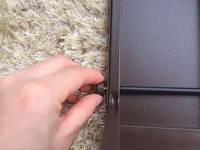 【ワークマン アルミテーブル】ネジを締めます