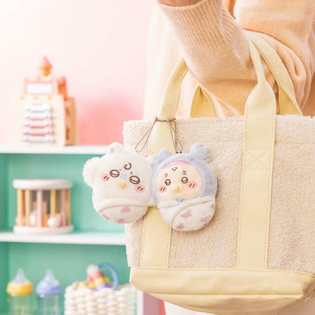 【「Chiikawa Baby ぬいぐるみくじ」】バッグに付ければゆらゆら揺れる姿に癒されそう