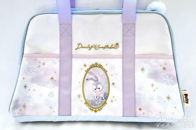 「ダッフィー＆フレンズのダンシング・スノーフレークス」ボストンバッグ