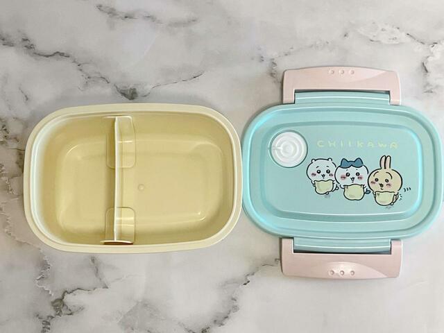 蓋を開けるとこんな感じ♪【ローソン×ちいかわグッズ】「タイトフードコンテナS」