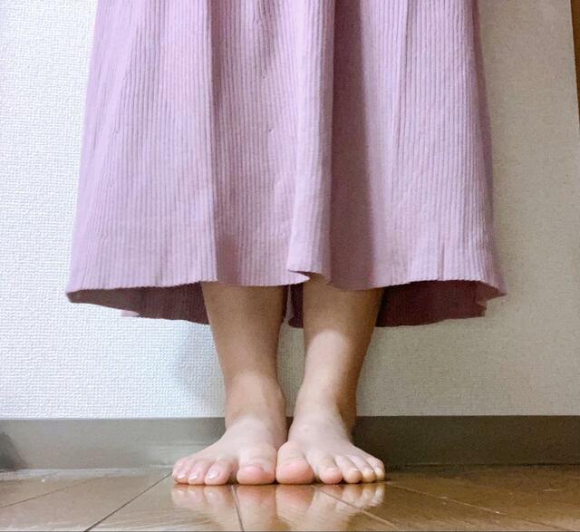 【GU　リブニットベルテッドスカートZ＋E】丈は足首から上が少し見える程度で履きやすい