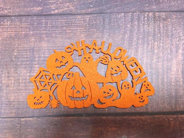 【ナチュラルキッチン】フェルトマットハロウィンジャム半円型／税込110円