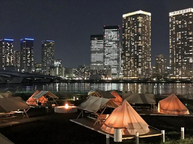 夜景が見える夜もおすすめ。ティピーテントもかわいい WILD MAGIC -The Rainbow Farm-【東京・豊洲】
