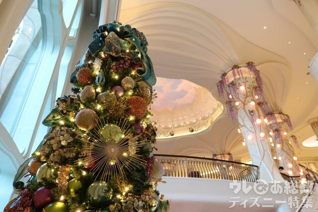 東京ディズニーシー・ファンタジースプリングスホテル クリスマスツリー