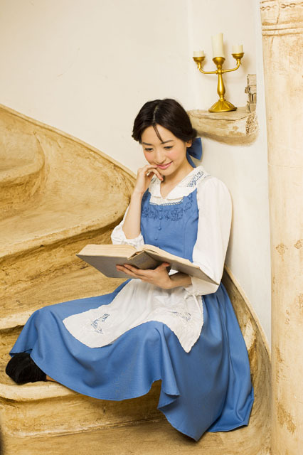 モデル：神田沙也加